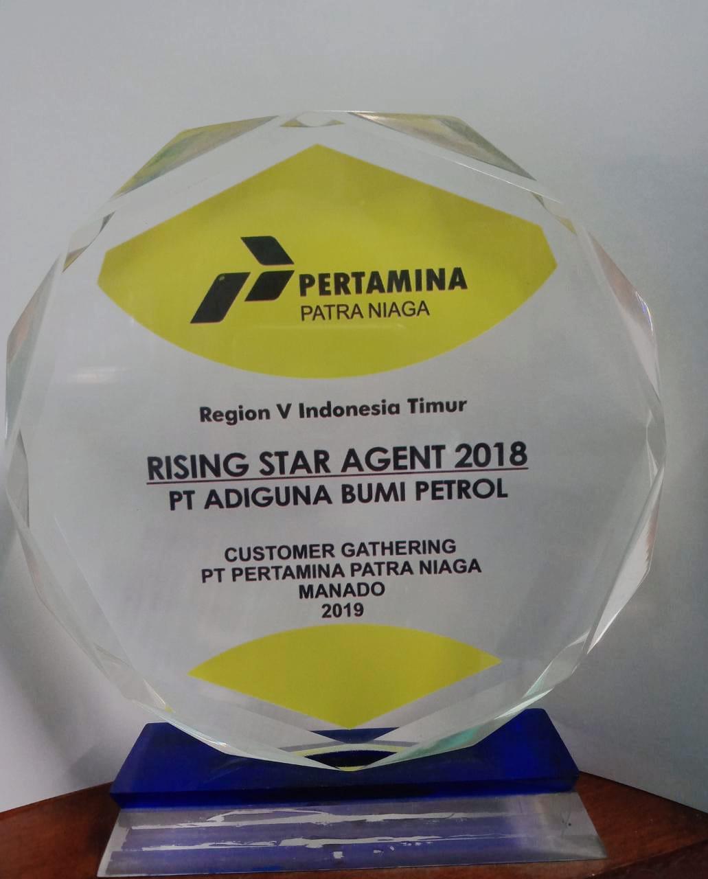 Piagam Rising Star Agent 2018 untuk PT. Adiguna Bumi Petrol